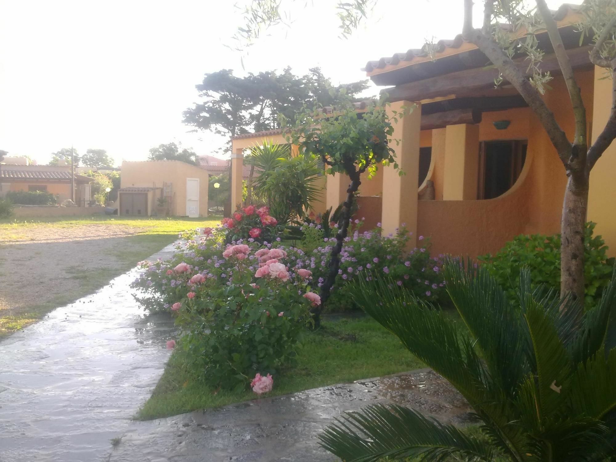 Residence La Pineta Budoni Dış mekan fotoğraf